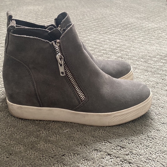 Steve Madden wedge sneakers - Picture 2 of 3